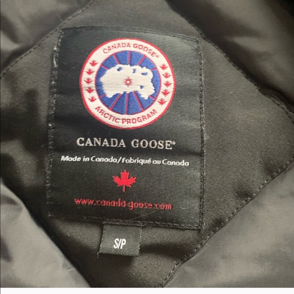 Black Victoria Canada Goose Down Parka - Picture 3 of 8